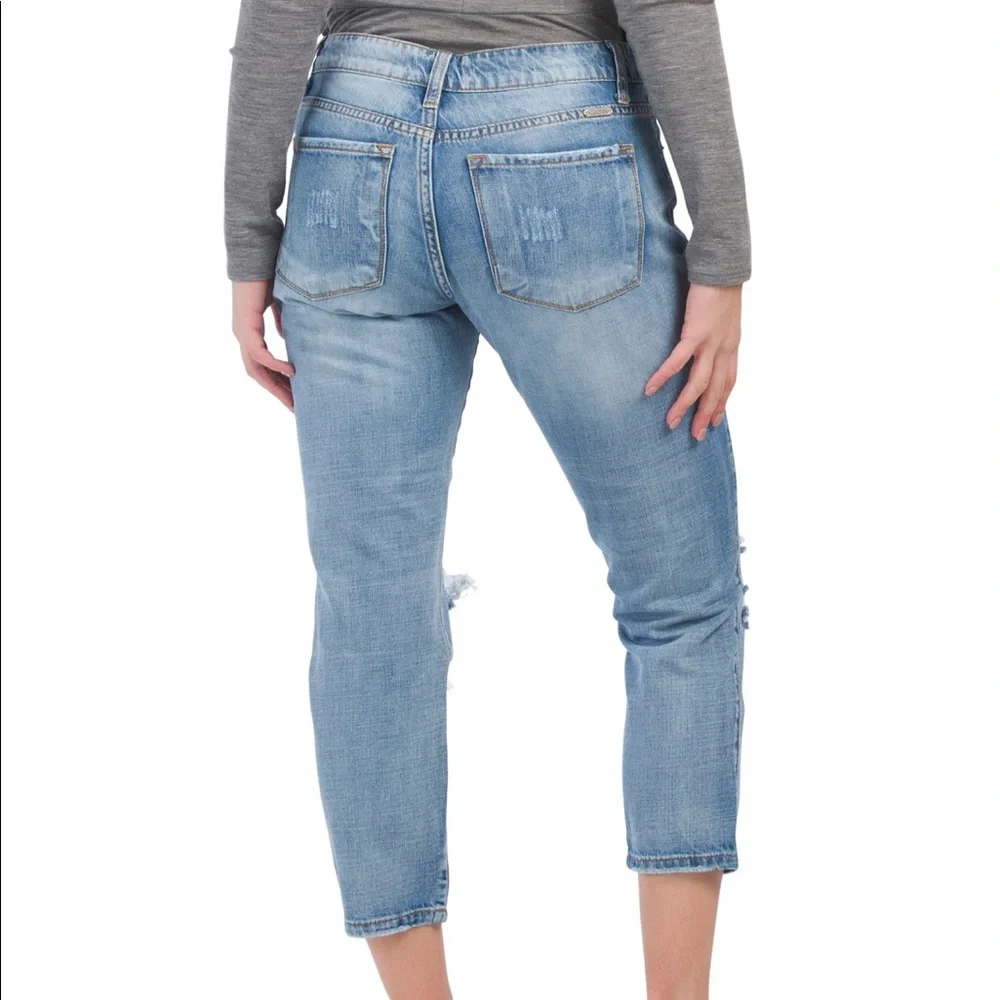 Kancan light wash destructed‎ jeans